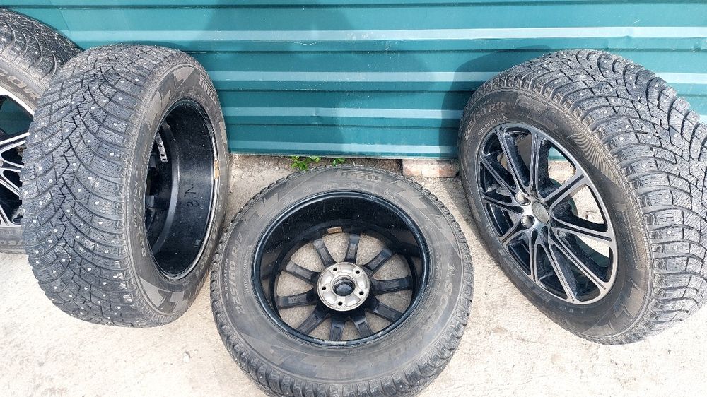 Зимняя резина с дисками 225/60 R17