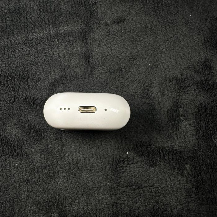 AirPods 4 • Sigilate