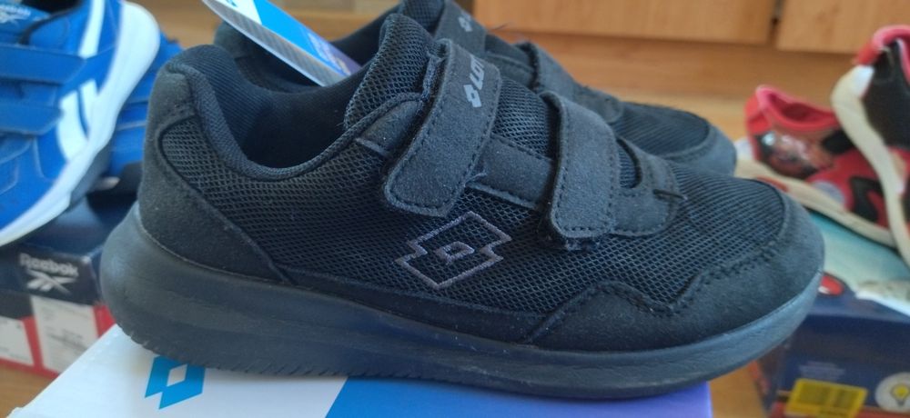 Маратонки светещи Skechers, Lotto, Reebook, боти 32/44/35 номер