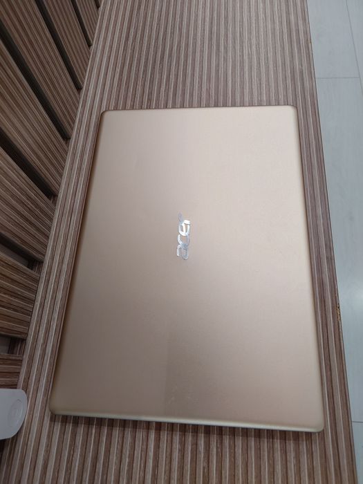 Acer Swift SF113-31 Series
