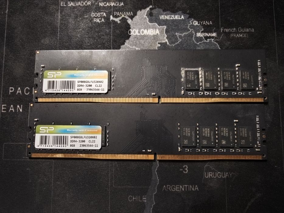 2x8 DDR4 3200mhz RAM