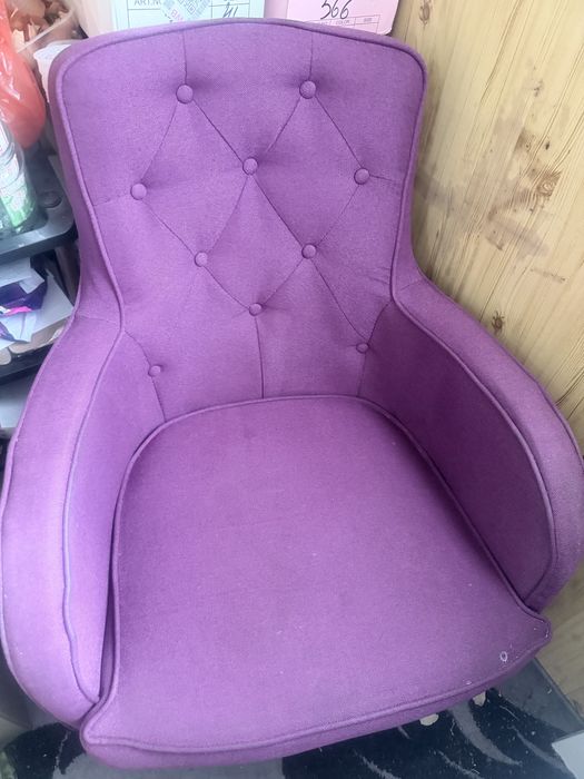 Продам стелаж, 2 кресло и стол. Срочно.