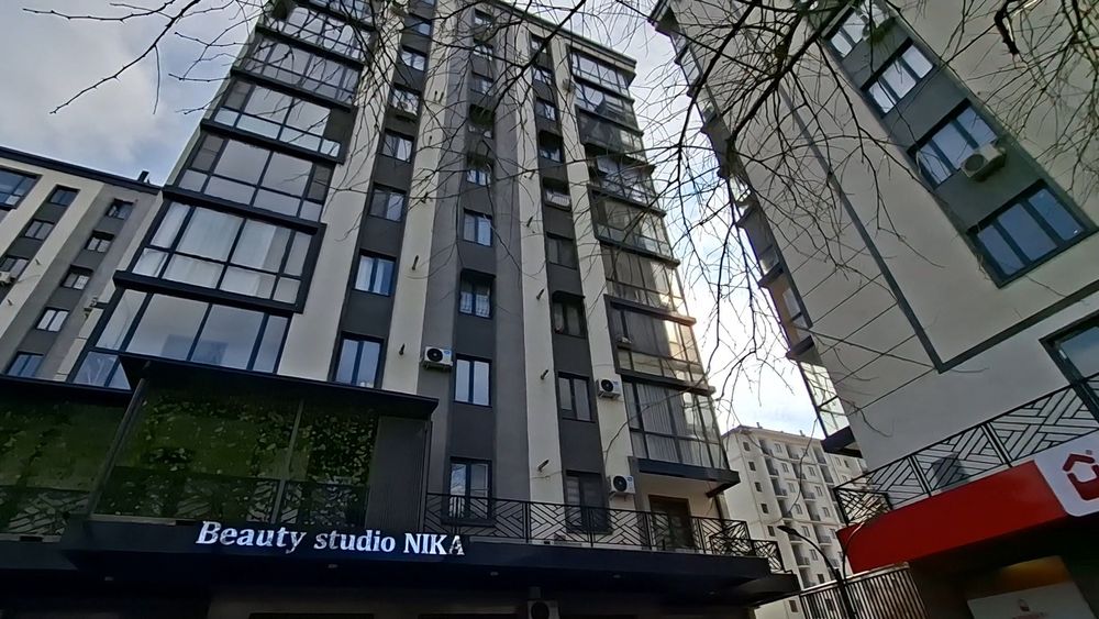 Срочно продам помещение 135м2 ЖК Баку Ризедент