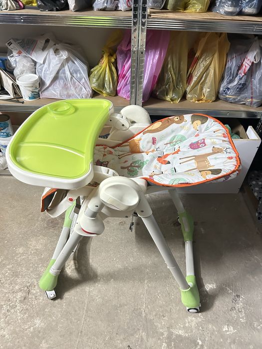 Продам столик для кормления