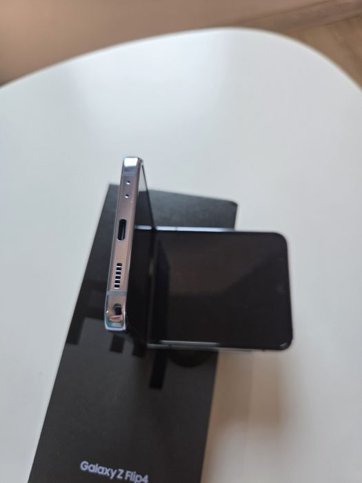 Samsung Flip 4, 128gb, Blue