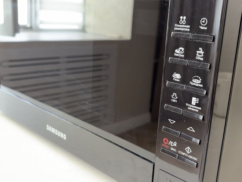 Продам микроволновую печь SAMSUNG