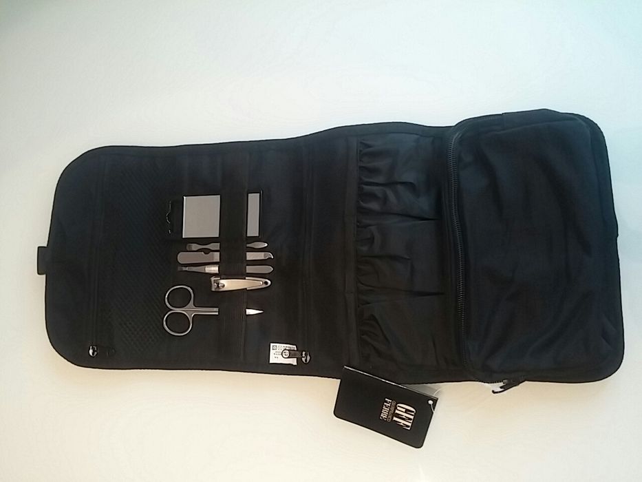 Несесер с аксесоари GFF