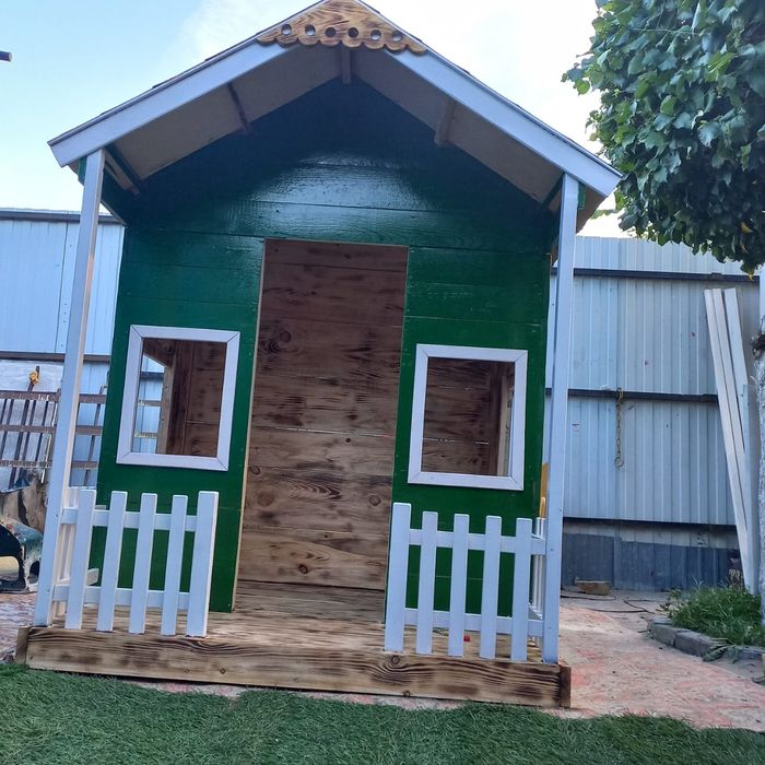 Домик детский деревянный