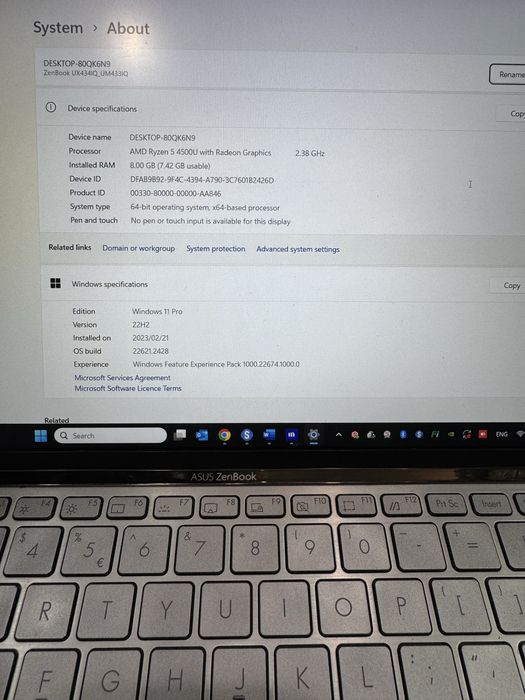 Laptop  Asus ZenBook 14 + husa