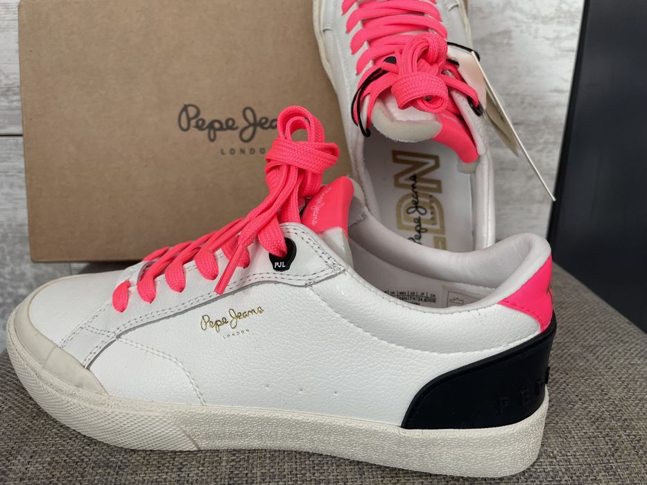 Pepe Jeans 37 номер, нови