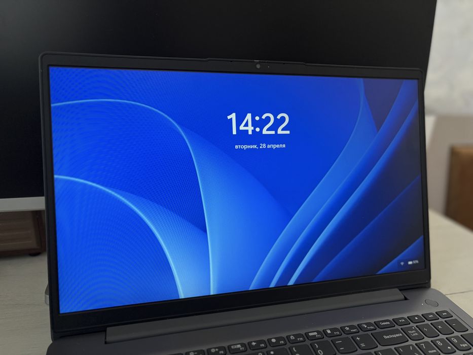 Lenovo IdeaPad 3 15ITL6 (модель 82H8)