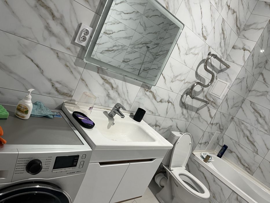 Сдам квартиру двухкомнатную