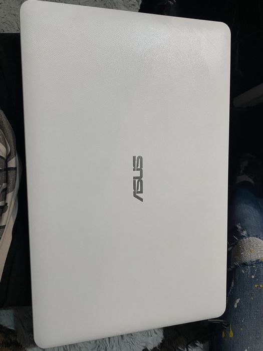 Vand Laptop Asus