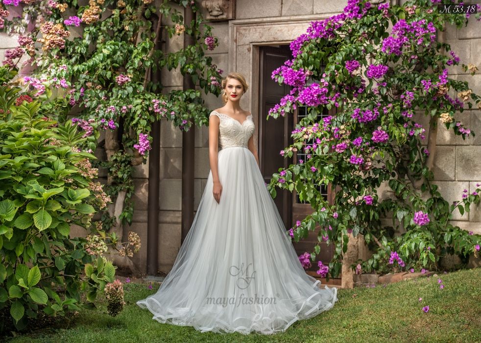 Rochie mireasa Maya fashion colecția Mistery 2018
