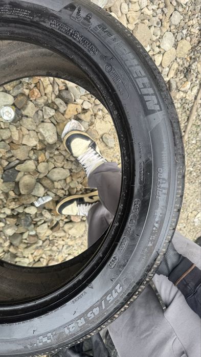 275/45/21 Michelin