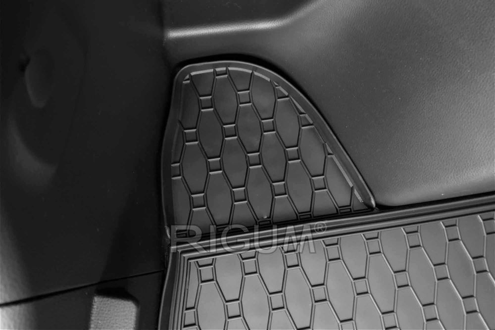 Гумена стелка за багажник,Toyota Yaris Cross, Hybrid след 2021г-Rigum