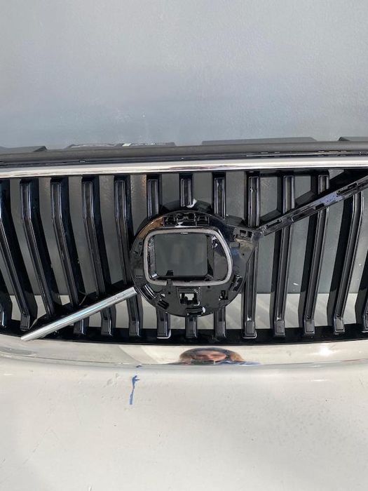 Grila radiator fata VOLVO XC60 2020+ Facelift 32291032 32291019