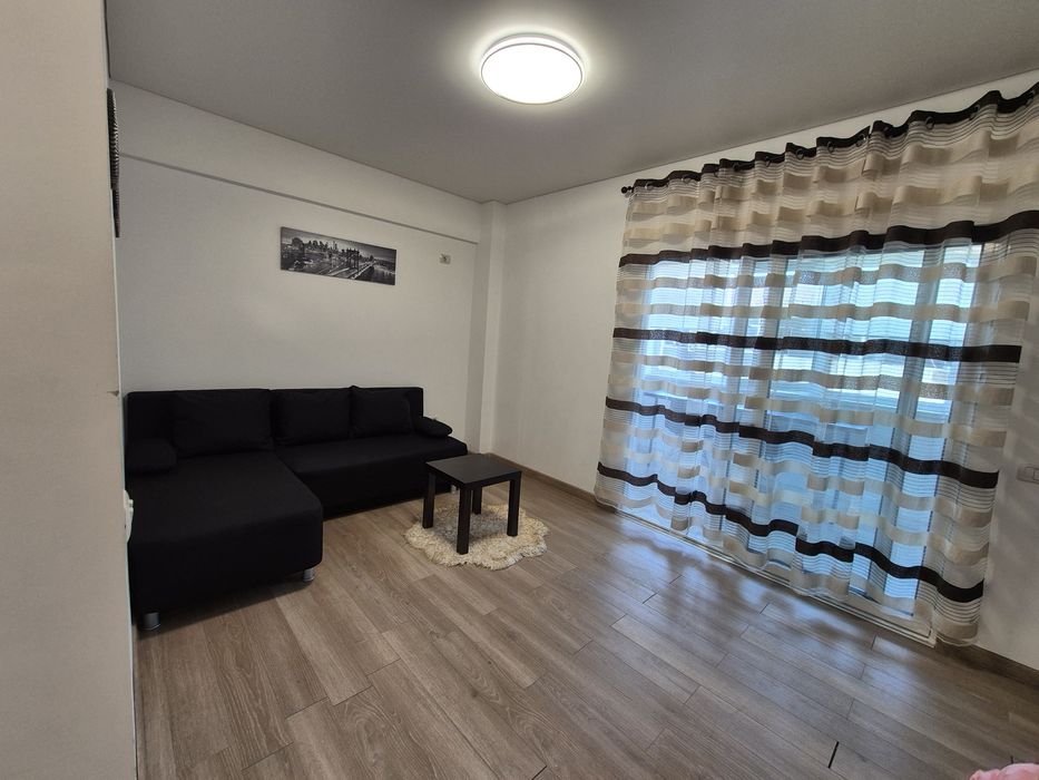 Inchiriez garsoniera in pollux residence