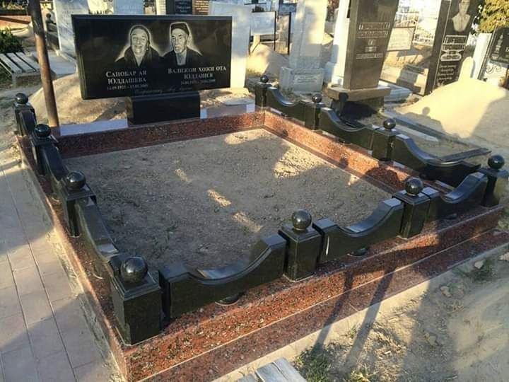 Изготовление гранитных памятников, собственная производства