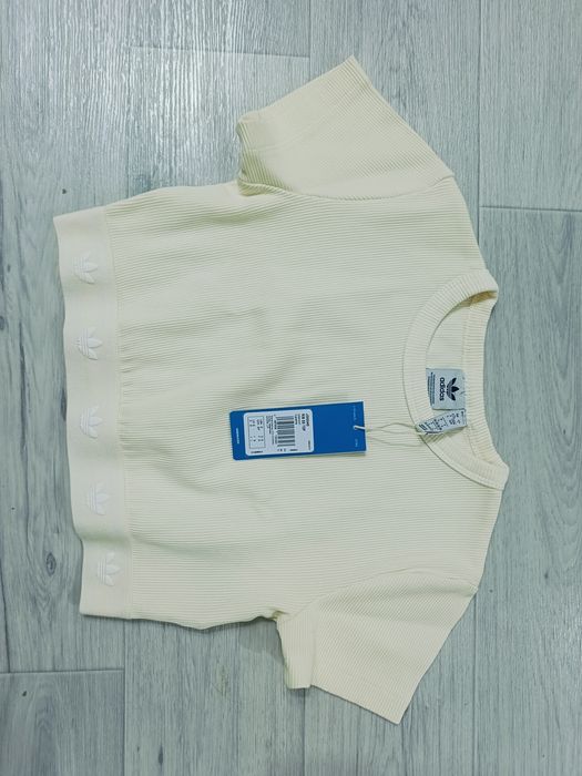 Топ в рубчик Adidas оригинал, размер S, кремовый