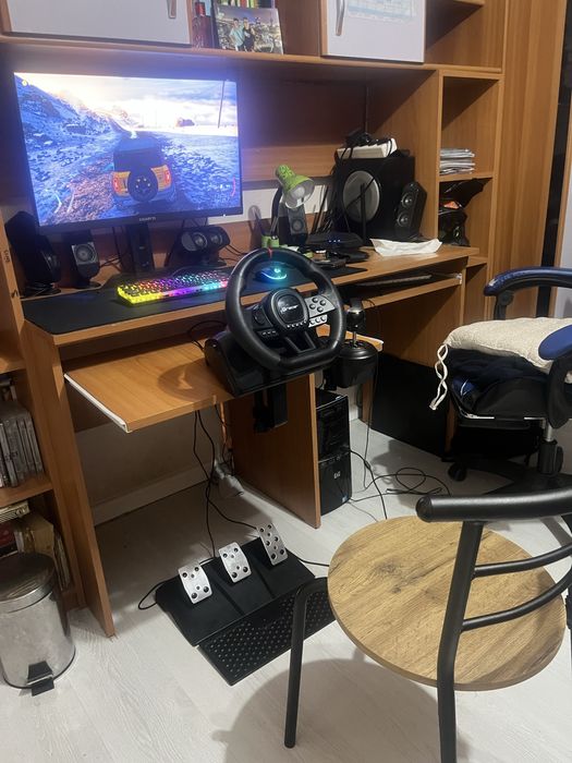 Vând volan Tracer compatibil cu PC și console (în funcție de model)