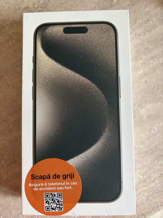 Cutie Iphone 15 pro Natural Titanium
