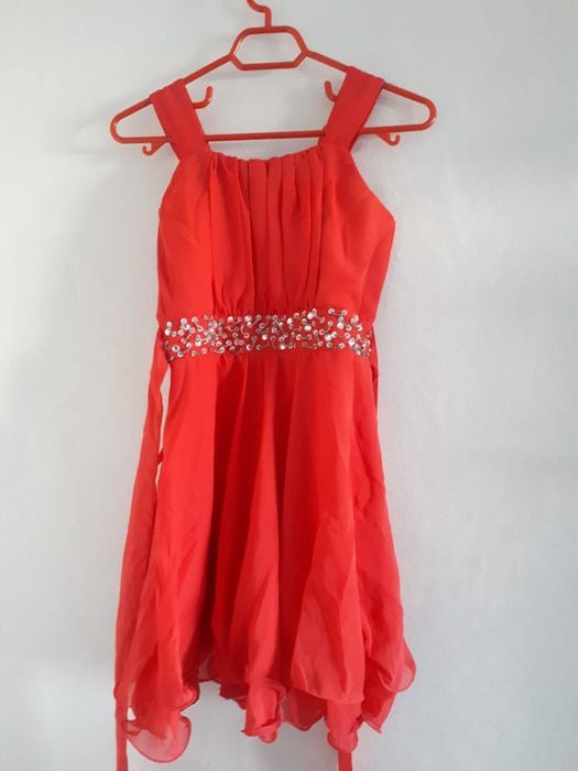 Платье на девочку