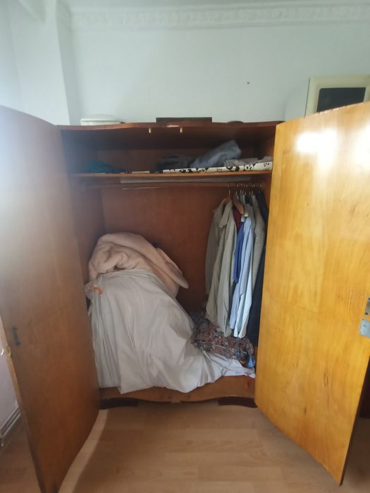 Șifoniere de vânzare