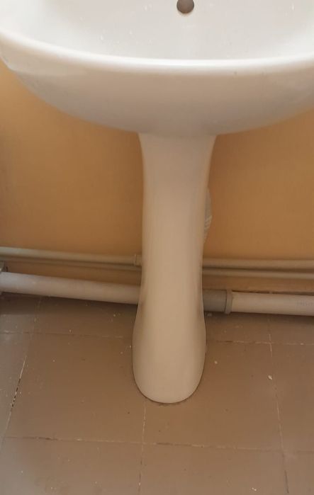 Раковина новая .