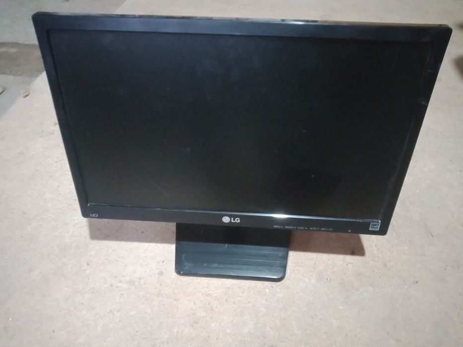 Мониторы бу 7500