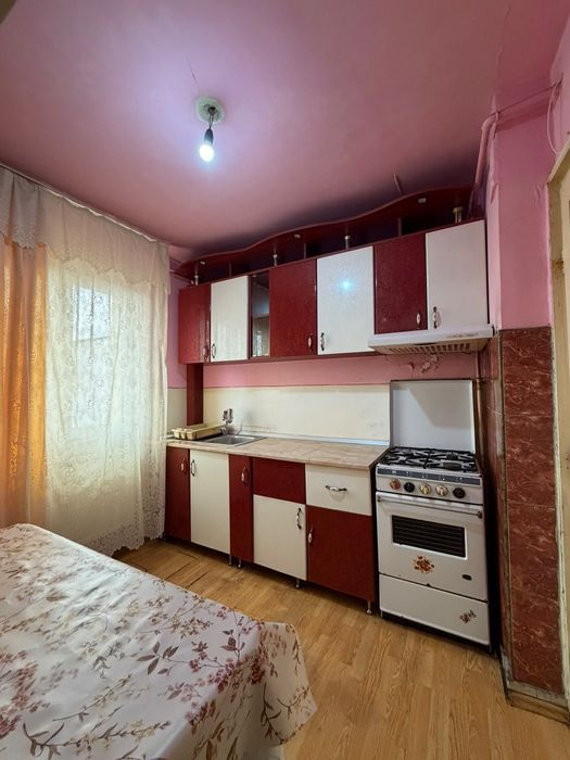 Vând  apartament 88000 Euro