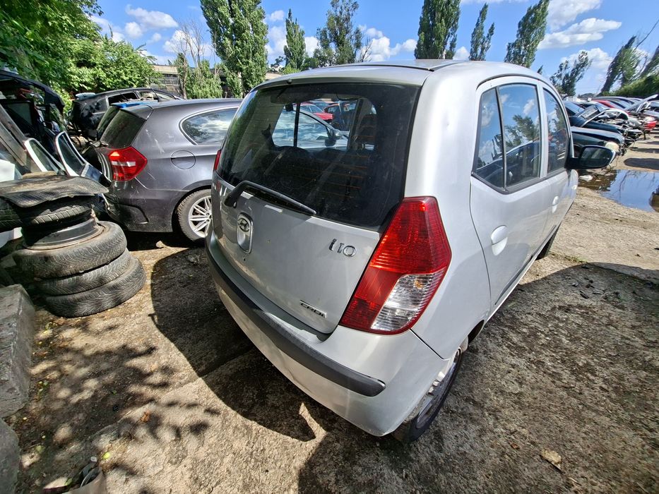 Dezmembrez Hyundai I10 1.1D   2009