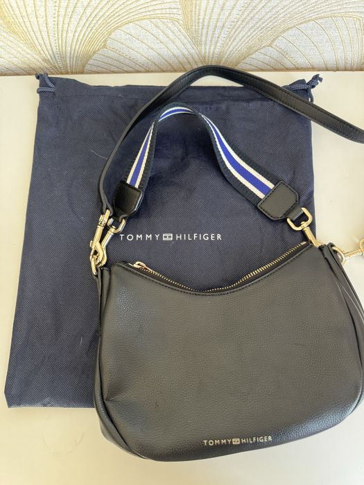 Сумка кросс боди Tommy Hilfiger
