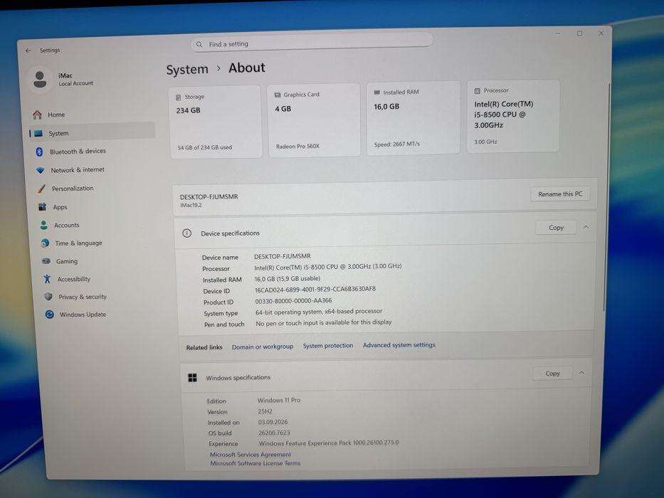 iMac 21.5” 16Gb Ram, 256 Gb Nvme, 4Gb Video, cu Windows 11