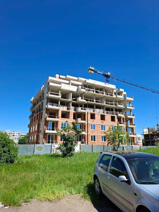 Апартамент тристаен продажба Левски В