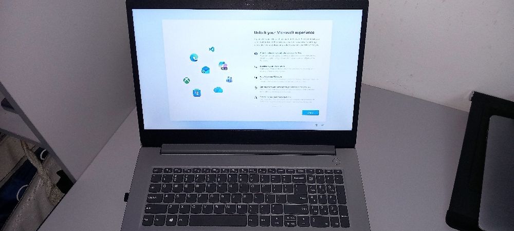 Laptop Lenovo 15.6"
