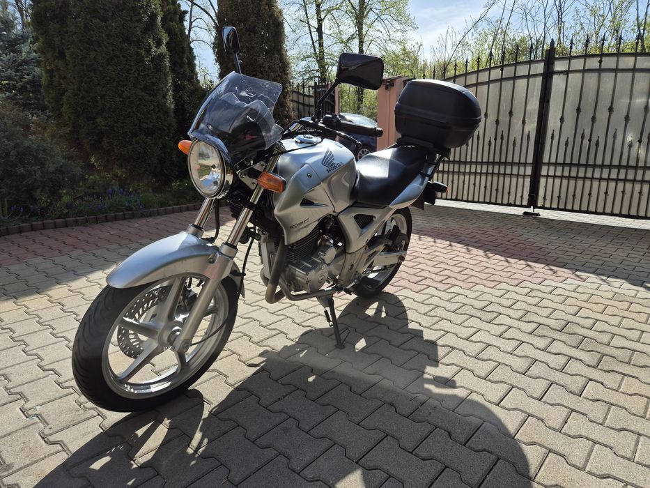 Honda CBF 250 – 2006 – stare excelentă