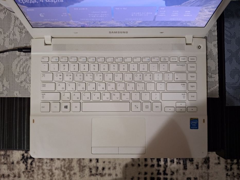 Noutbook sotiladi KOREYADAN KEGAN