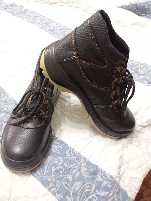 Ботинки рабочи очень качественные
