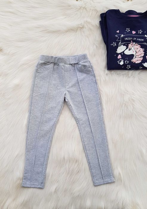 Дрехи за момиче 3-5 години цена 3,50лв брой