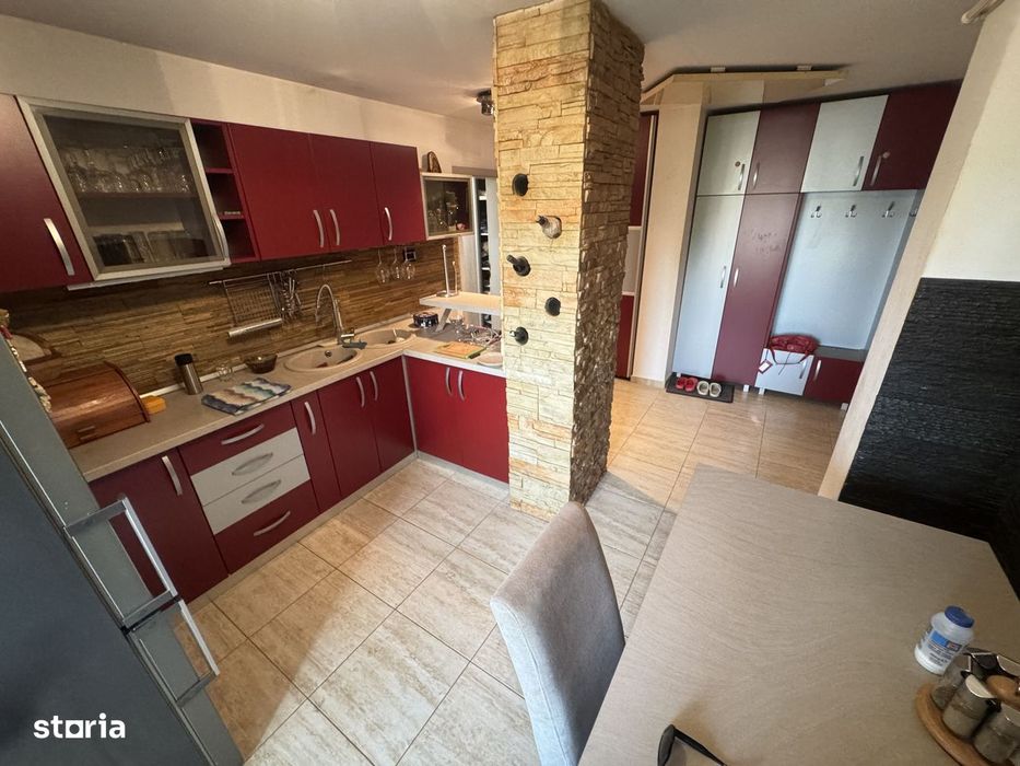 Apartament 3 camere Renovat zona Casa de Cultura - Balada cu Centrala