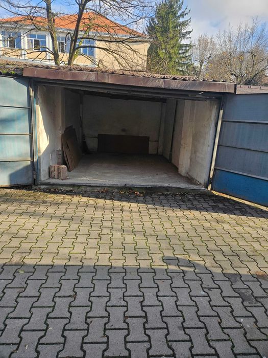 Garaj autorizat acte la zi in zona balcescu