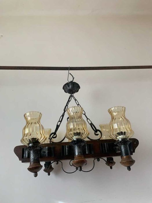 Candelabru din lemn cu fier forjat