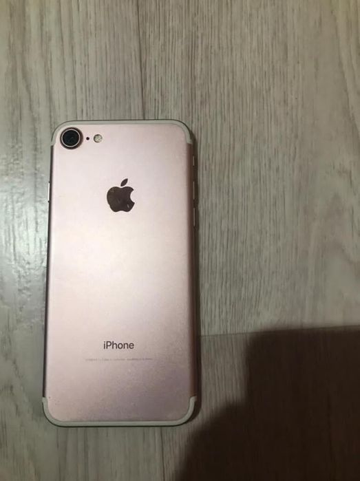 Айфон 7  128 минус жок