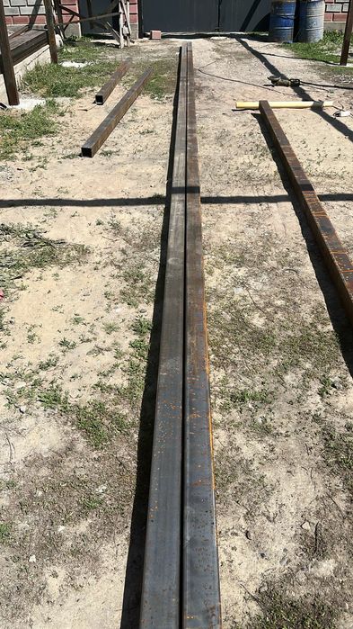 Продам квадратные трубы 100×100×4 новые