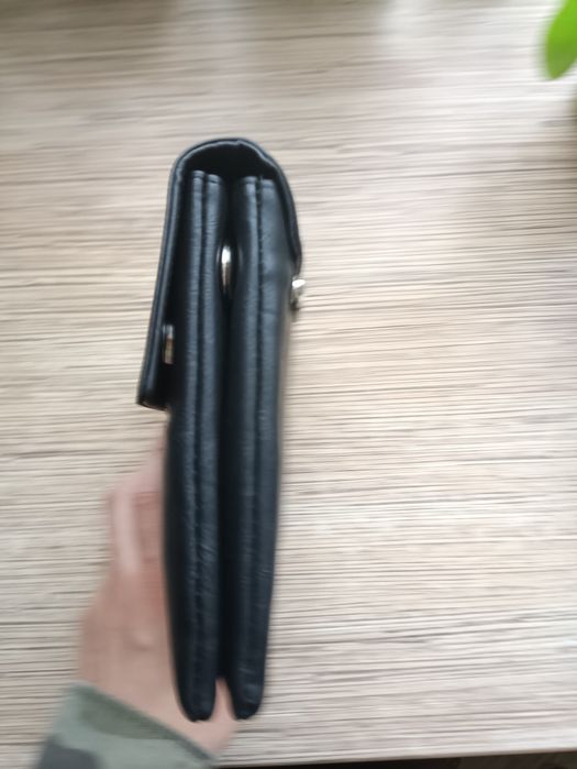 Сумка кожаная Giorgio Armani