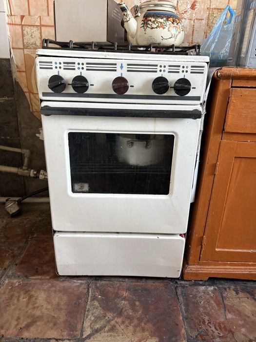 Продам газплиту отлчном сост