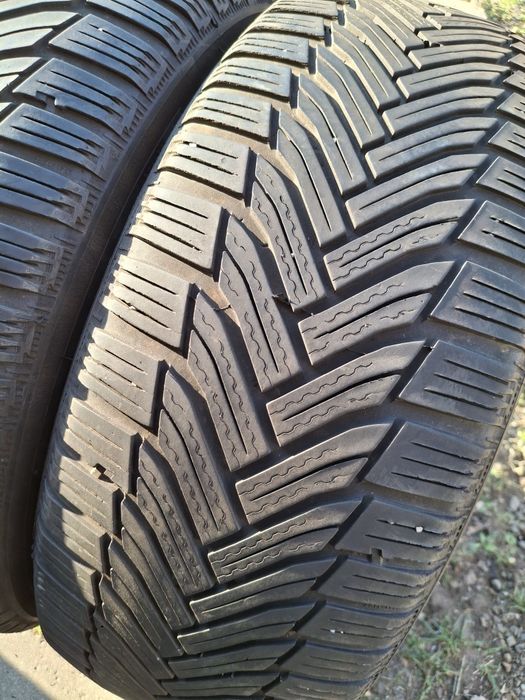 2 Anvelope de iarnă 215 60 r16 Michelin