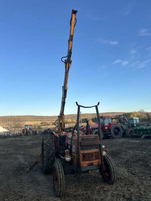 Tractor fiat 615
