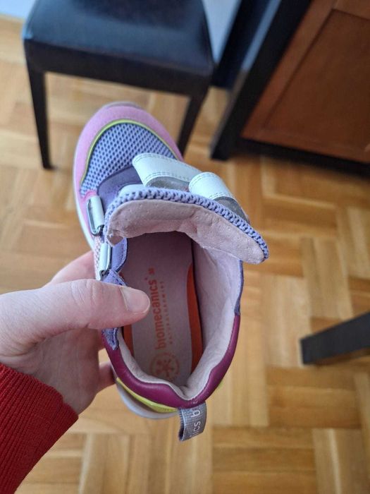 Sneakers Biomecanics 30